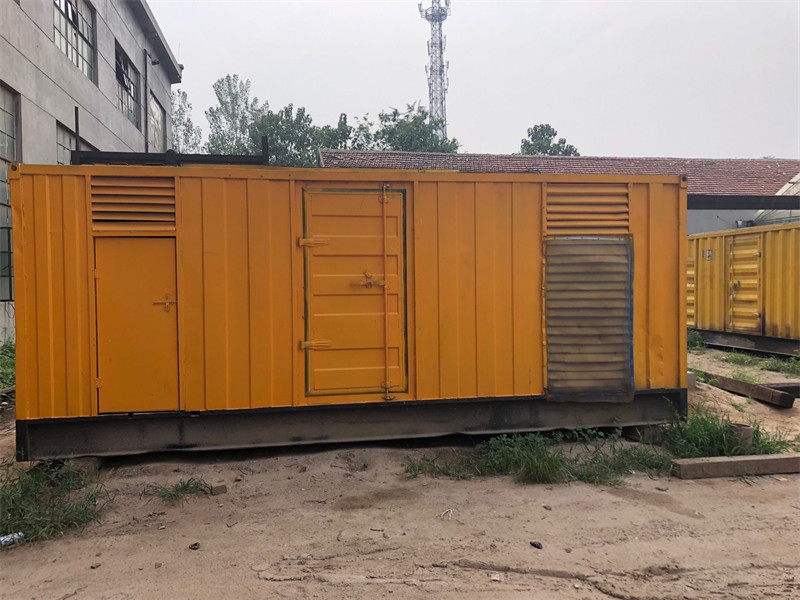 阿克塞发电机出租进行负载测试时，电瓶电量不足的具体判断标准是什么？