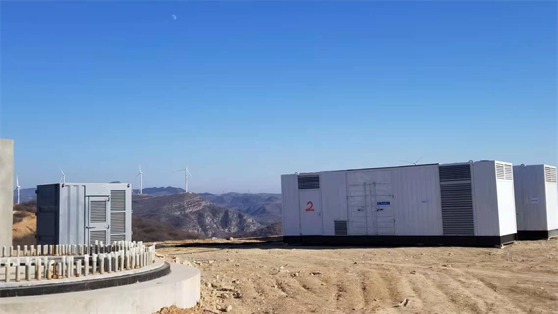 阿克塞带燃油预热系统的柴油发电机组在冬季启动前需要做哪些准备工作？